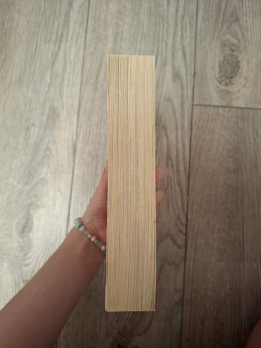 Книга : "Пламенна" Хана Грейс