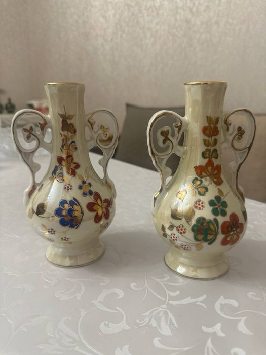 Кувшинчики фарфоровые, 2 шт.