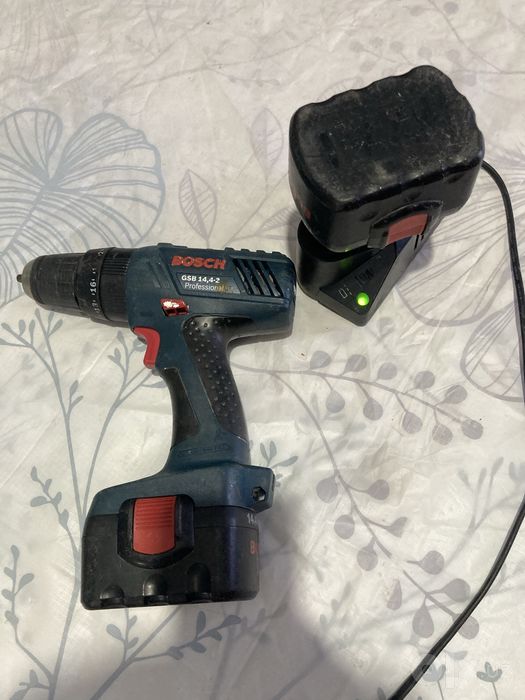 Шуруповерт Bosch