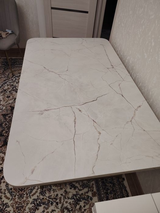 Продам стол 1.5*90