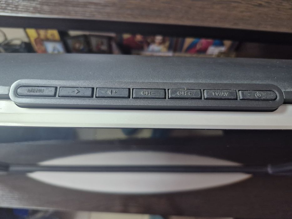 Телевизор SONY б/у 3000 тг .