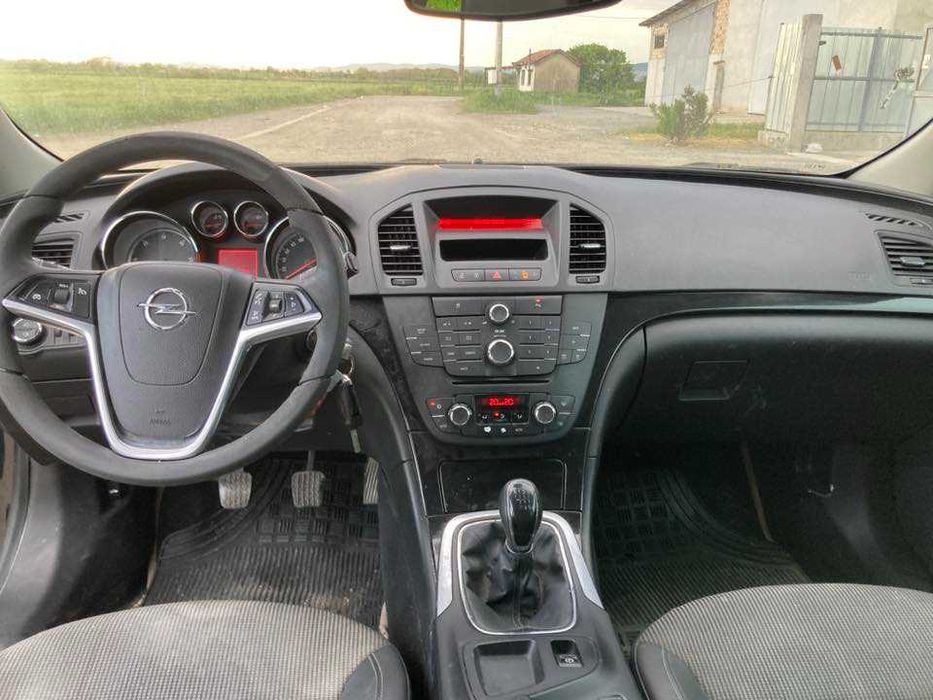 Opel insignia a Опел инсигния 2.0дизел a20dth на части
