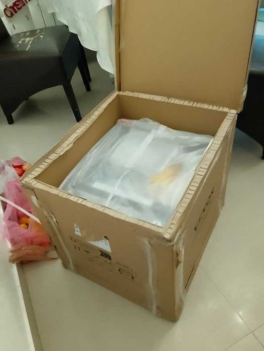 Aparat masina de vidat vacuum putere 1700 w 220v 32 cm noua sigilata in cutie