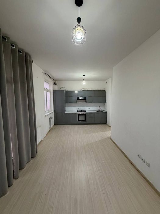 Срочно продаётся 3 ком Новостройка Golden Hous