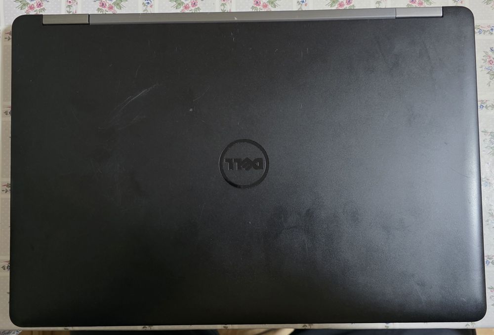 Dell Latitude e5570,6th Gen i5, 15.6"pentru piese