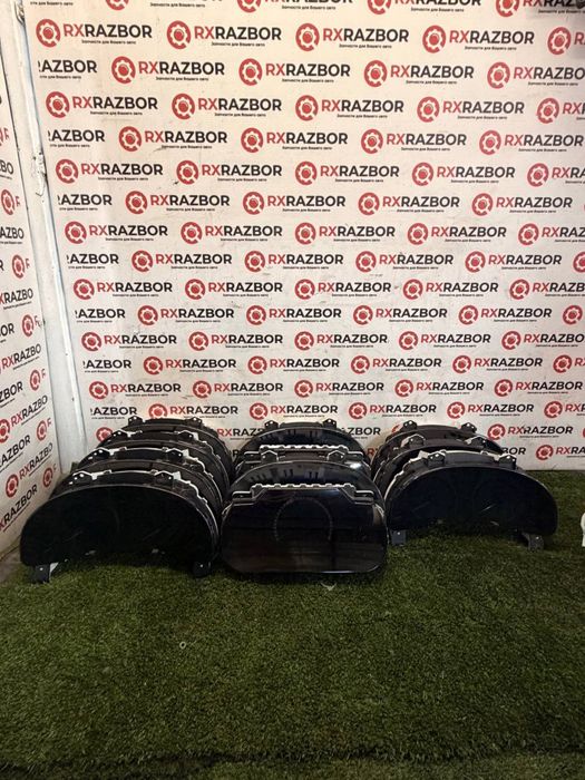 Щиток приборов (спидометр)