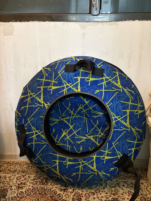 Продам ватрушку большую