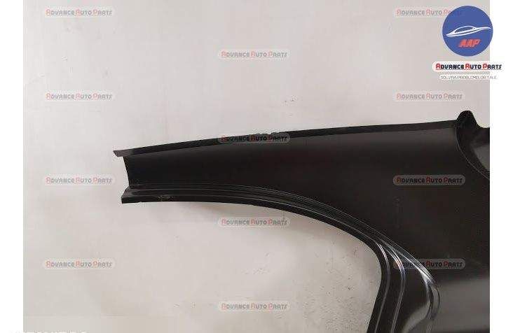 Оригинално дясно задно крило / Originalno dясно zadno krilo Mercedes-B