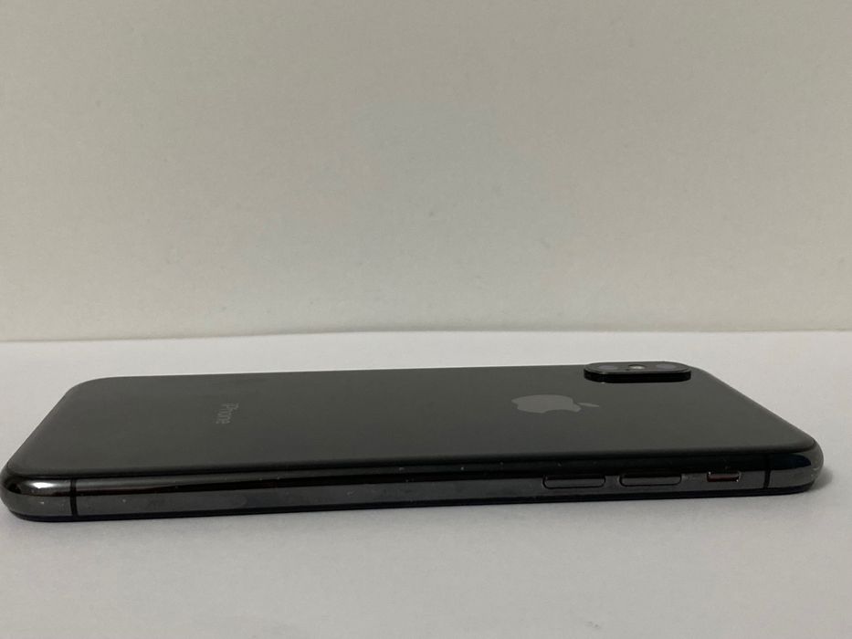 Продается iPhone X