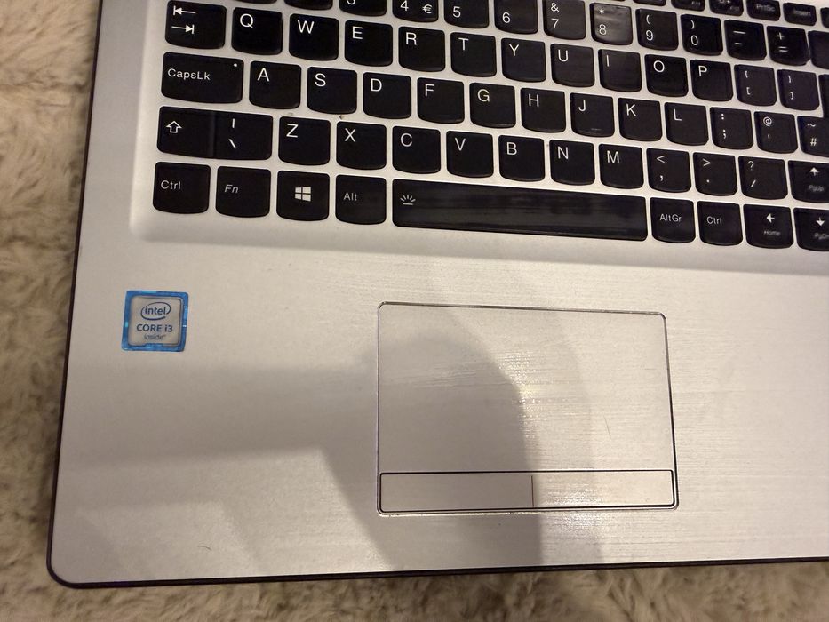 Vand Laptop  Lenovo intel core i3