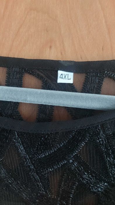 Нова, черна и  елегантна макси рокля