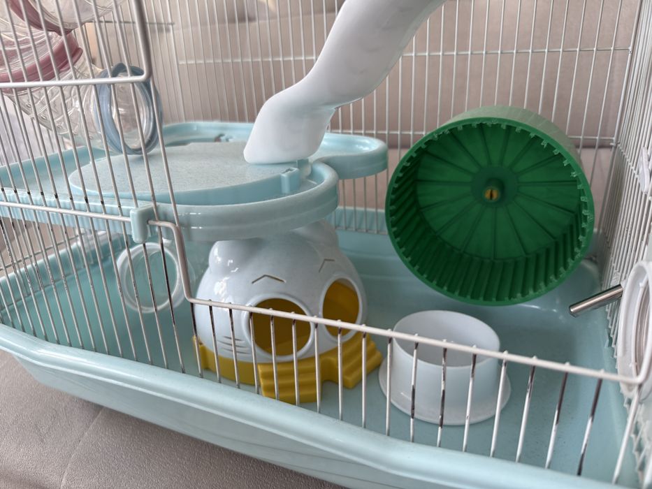 Продам клетку для хомяка