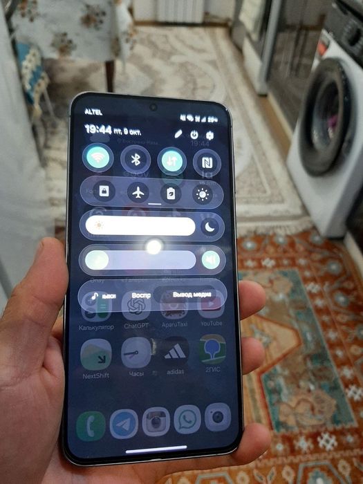 Обмен на айфон Samsung a57(5g)телефон в идеале