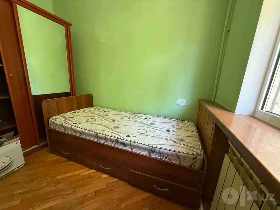 Односпальная кровать