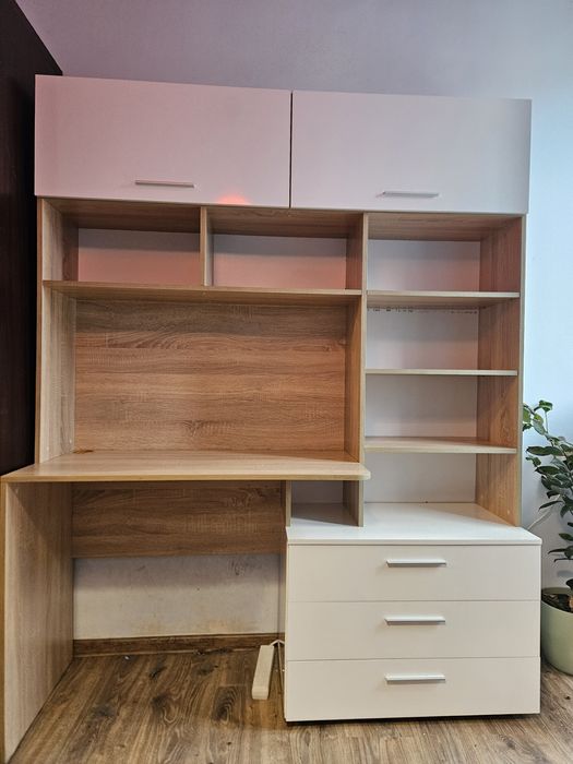 Бюро с надстройка/ ученическо бюро