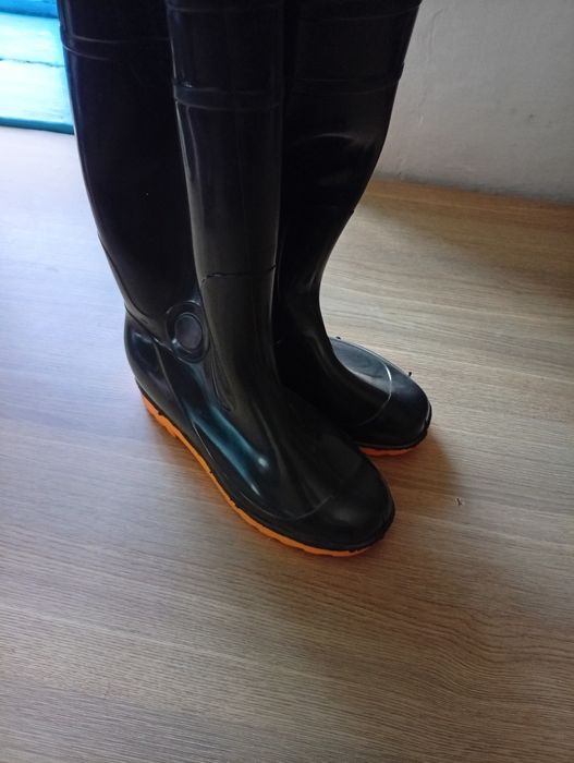 Продам сапоги рабочие