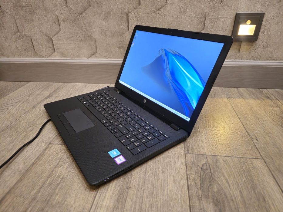 Офисный Ноутбук HP