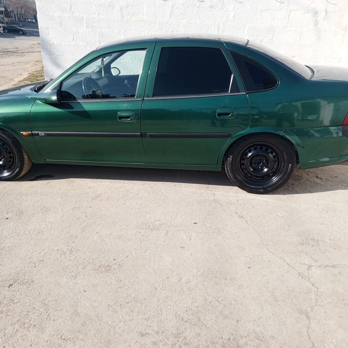 Opel V sotiladi 1996