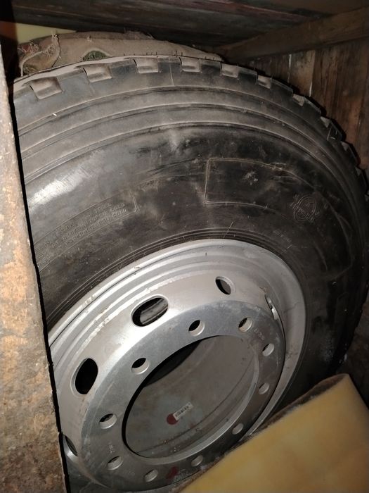 Продам колесо в сборе