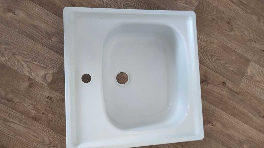 продается железная мойка