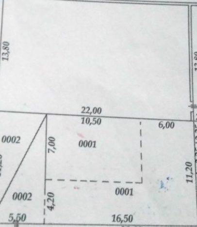 Sotiladi: Uchastka 5,50 sotuk 6 ta xona.