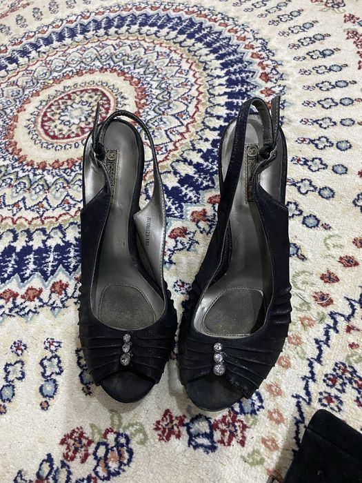 Туфли на каблуках