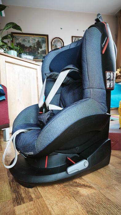 Детско столче за кола