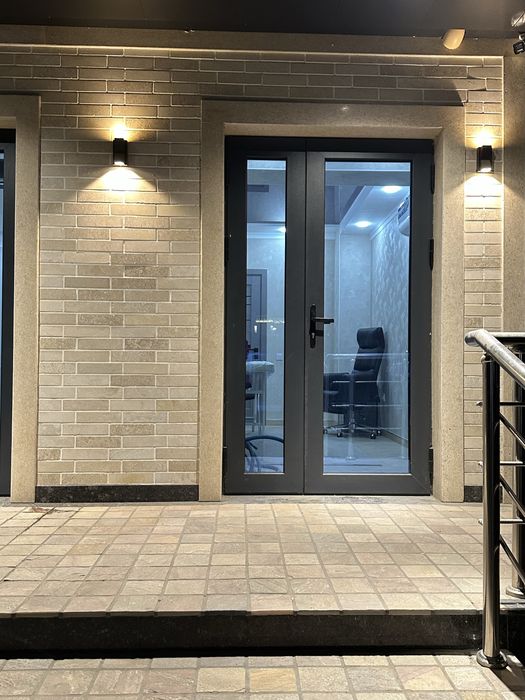 Сдается новый офисный кабинет 12м², внутри свой санузел