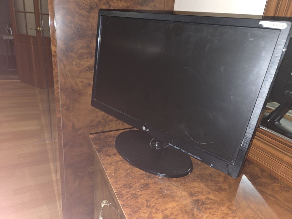 Монитор lg 20M38A-B 19,5 диоганаль