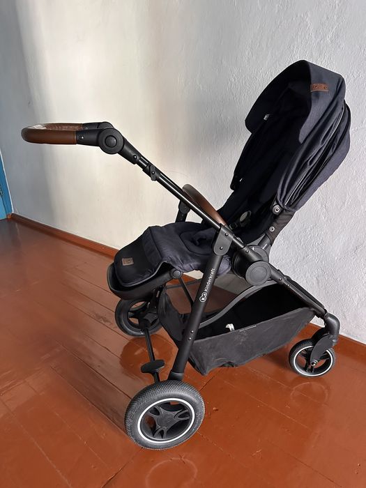 Детская коляска