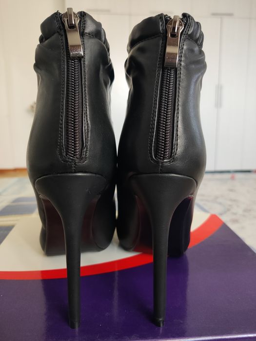 Ботильоны кожаные