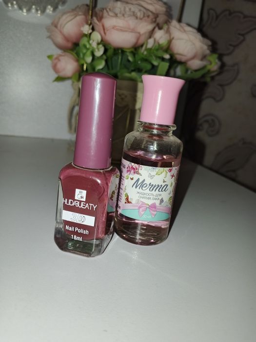 Ayollar uchun lak va uni oʻchiradigan eritma