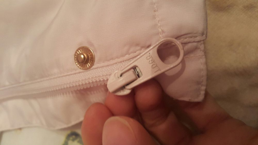 Детско яке за момиче от H&M. Ръста се вижда на снимката