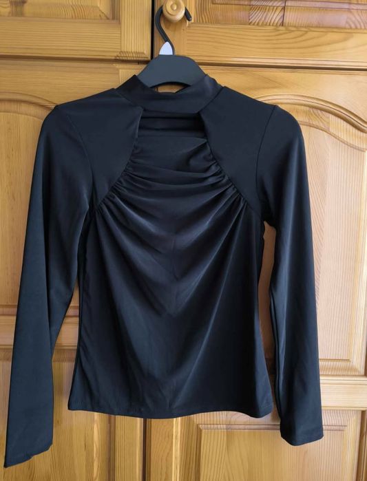 Нова черна блуза