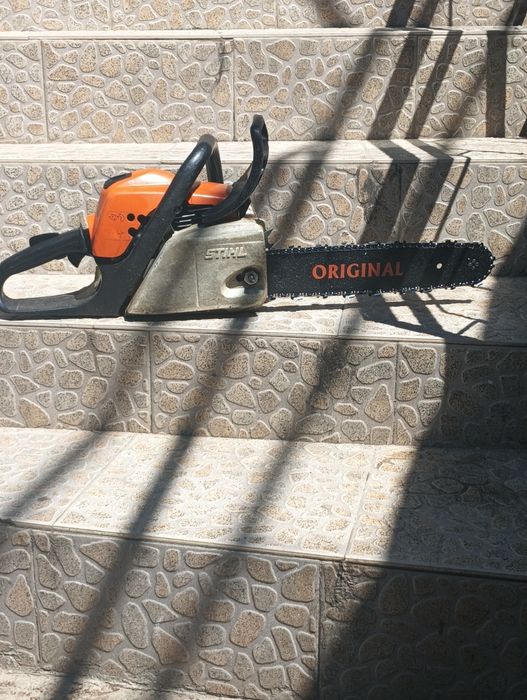 Продавам stihl ms 211