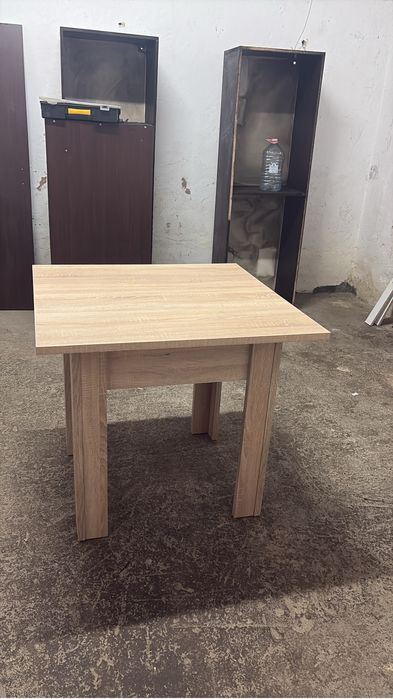 Masa  900 latime 1000 inaltime