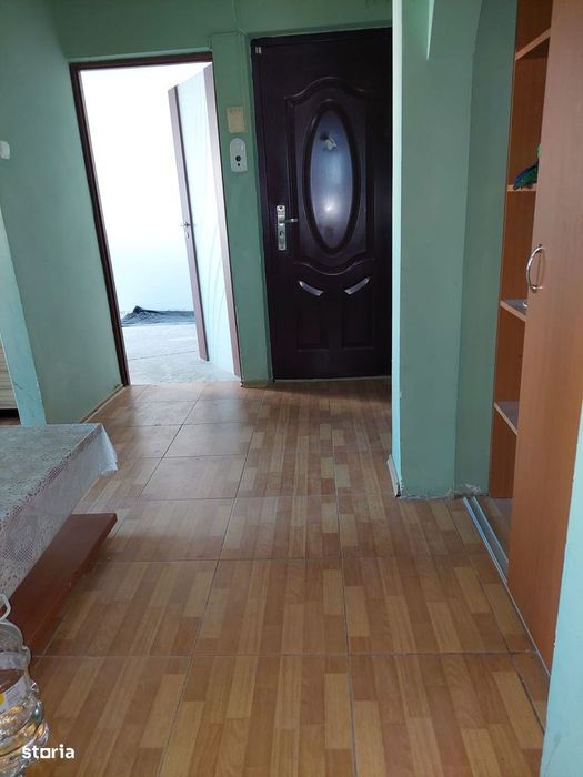 2 camere decomandate Rozelor