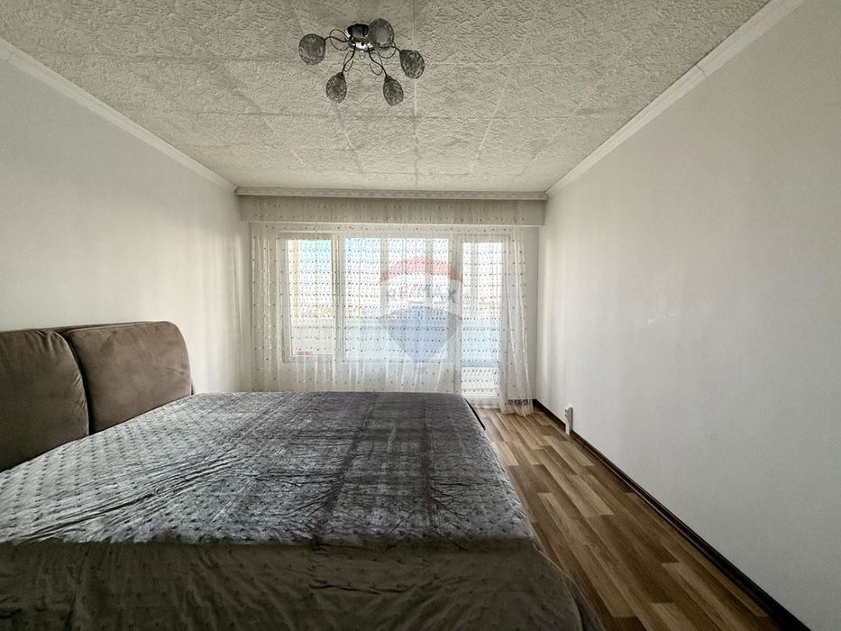 Продава се Тристаен апартамент в Варна, Цветен квартал - 80 кв.м за 1403 €/кв.м - Снимка #10