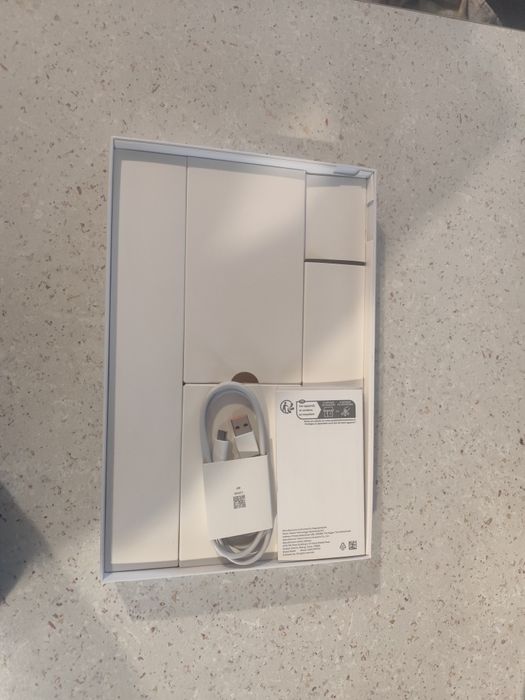 Tableta Redmi Pad Pro + husa cu tastatura