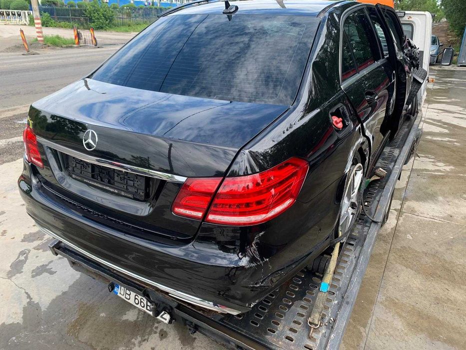 Dezmembrez mercedes e class w212 facelift euro 6/bara amg/far ils/