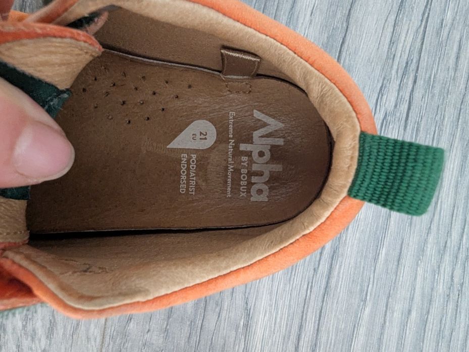 Pantofi de piele  Bobux 21
Mărimea 21
Urme de uzura, fara defecte