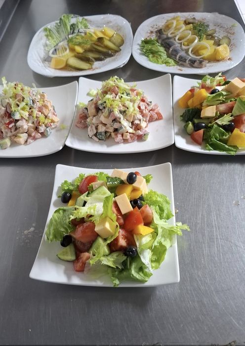 Суши,пицца,крылышки