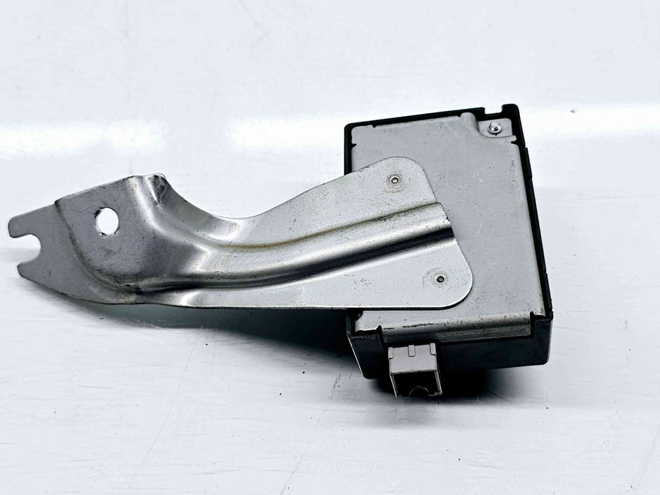 Modul confort LEXUS IS II (GSE2, ALE2, USE2) [Fabr 2005-2013] 89740-