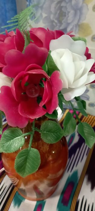 Светильник сотилади