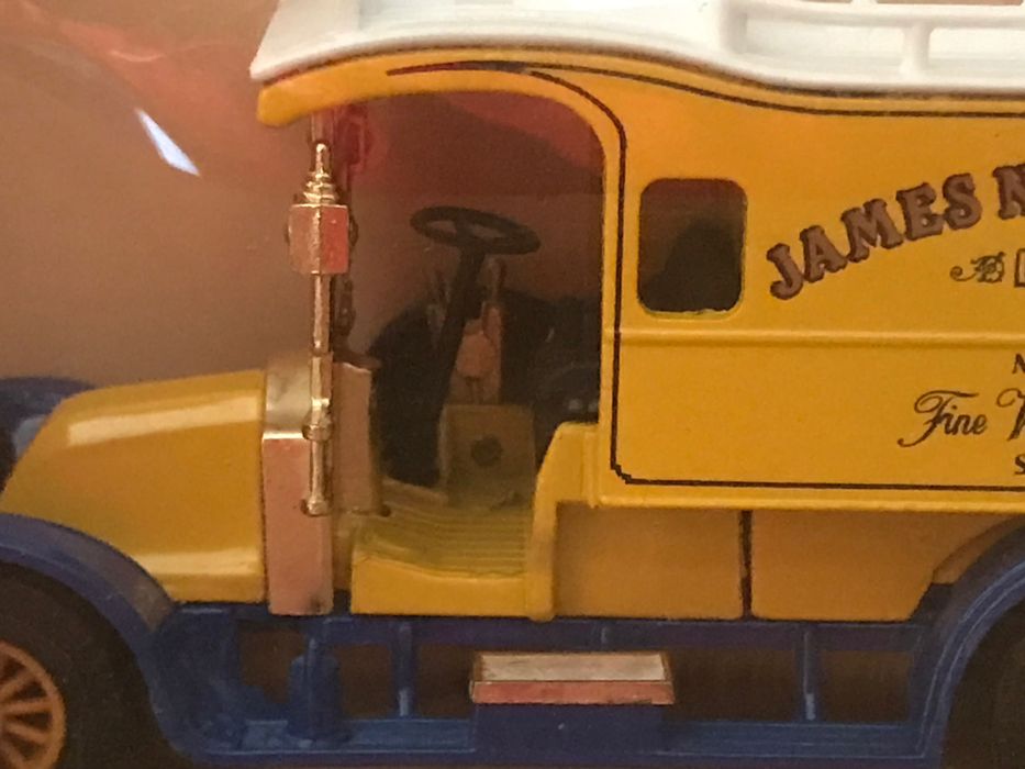 Метални колички Matchbox