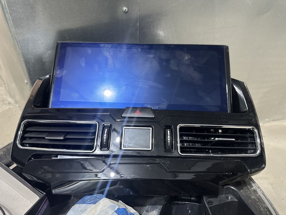 Android 12.0 Land Cruser