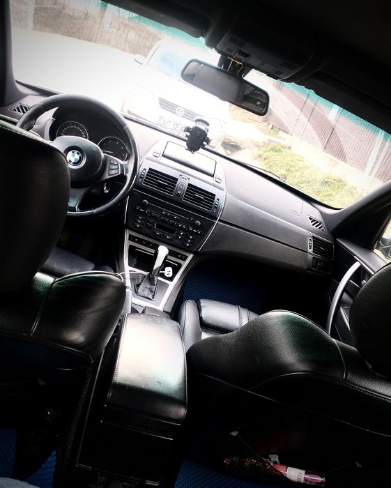 Vând BMW X3 an 2006.preț 4000 € neg.