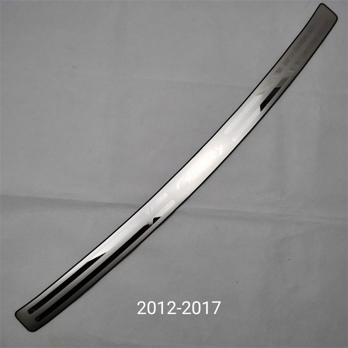 Хром на бампер Тойота Камри