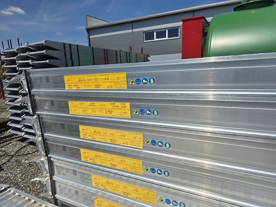 Алуминиеви рампи ,пътеки и вериги за багери