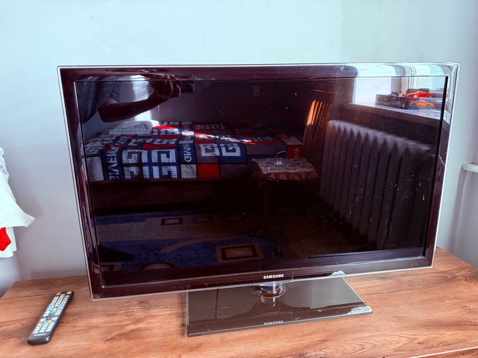 Продам телевизор